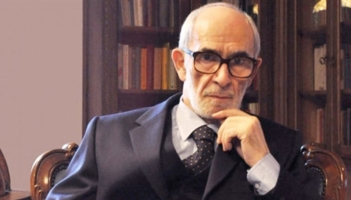 Shuhet në moshën 89-vjeçare Akademiku Rexhep Qosja